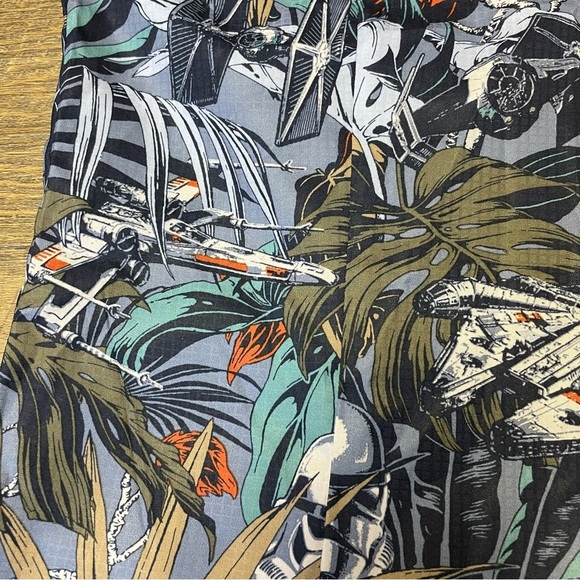 Columbia PFG Star Wars Womens Small Sleeveless Tank Top Snap Button Rare Collab - Picture 14 of 16